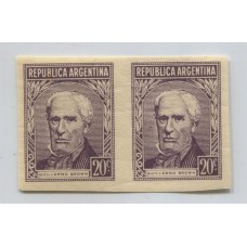 ARGENTINA 1954 GJ 1037P GUILLERMO BROWN VARIEDAD PAREJA DE ESTAMPILLAS SIN DENTAR MINT U$ 50 !!! EL SEGUNDO SELLO CON VARIEDAD DE IMPRESION EN EL MARCO INFERIOR IZQUIERDO MUY RARO